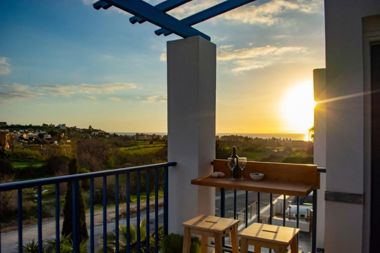 Ron'S Pergola Apartment Paphos Exterior photo